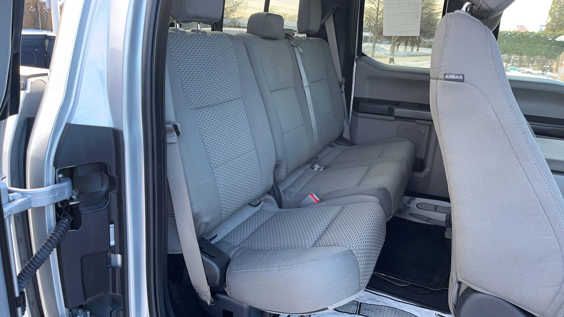 Used 2016 Ford F150 XLT w/ Equipment Group 302A Luxury image 22