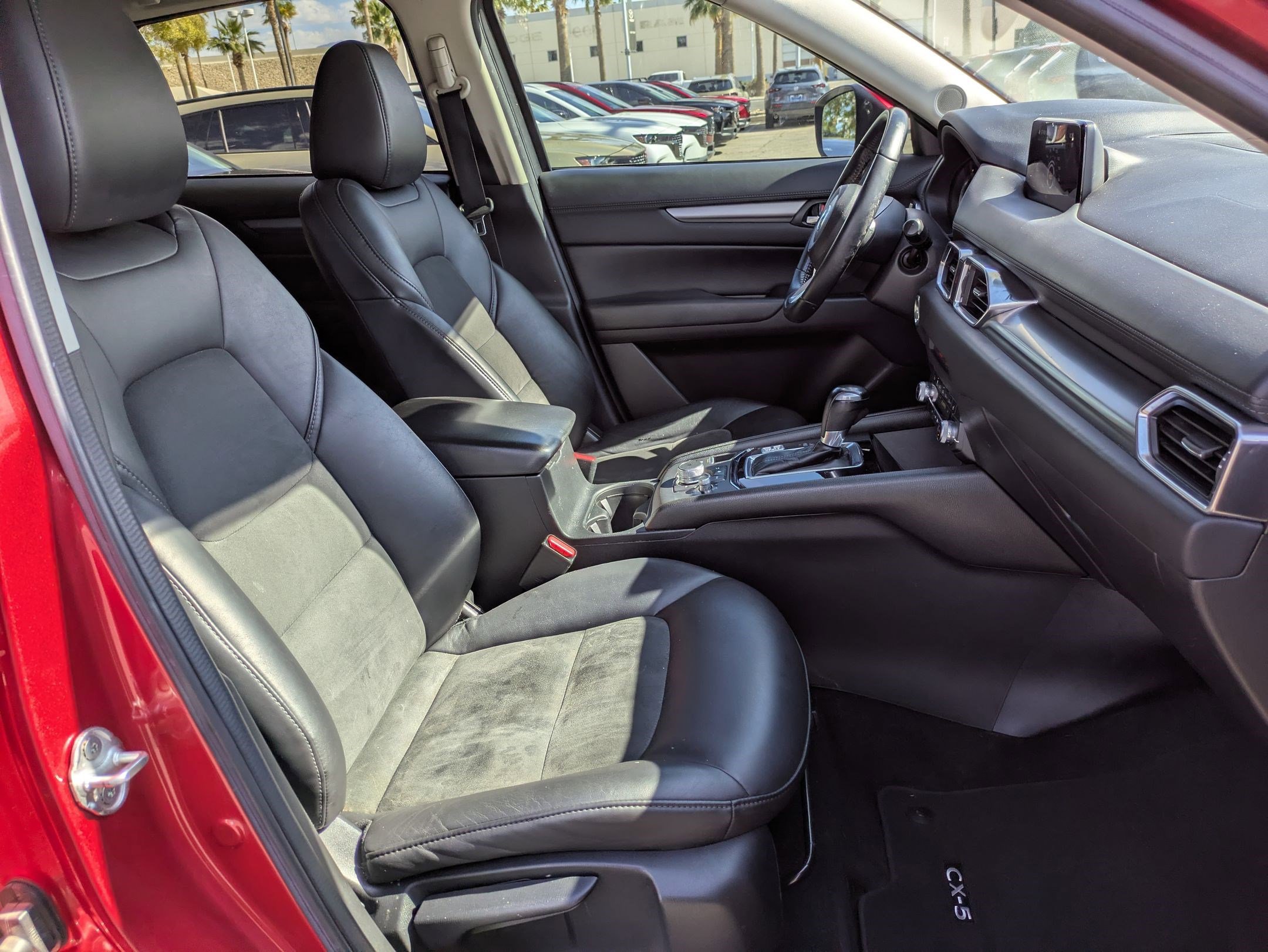 Used 2020 MAZDA CX-5 Touring FWD image 29