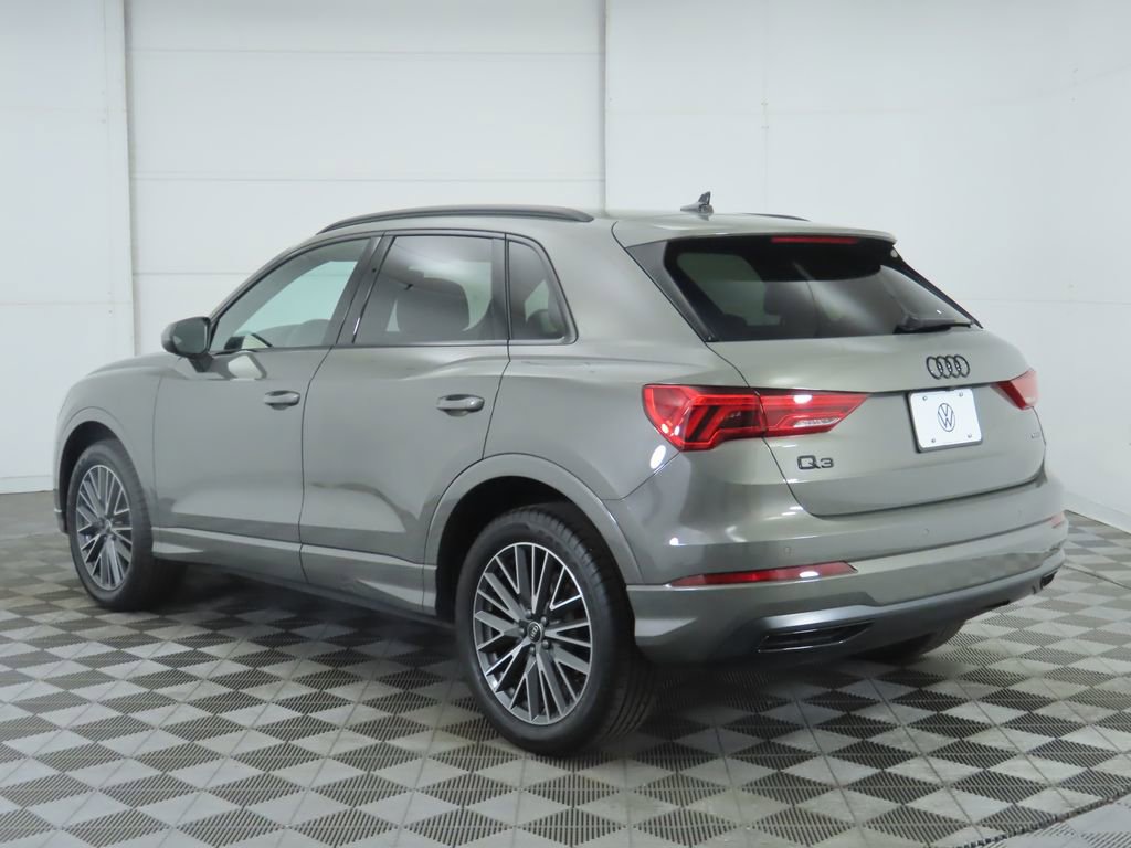 Used 2023 Audi Q3 2.0T Premium w/ Convenience Package image 7