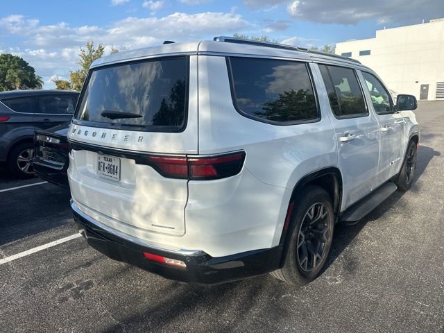 Used 2024 Jeep Wagoneer Series III image 2