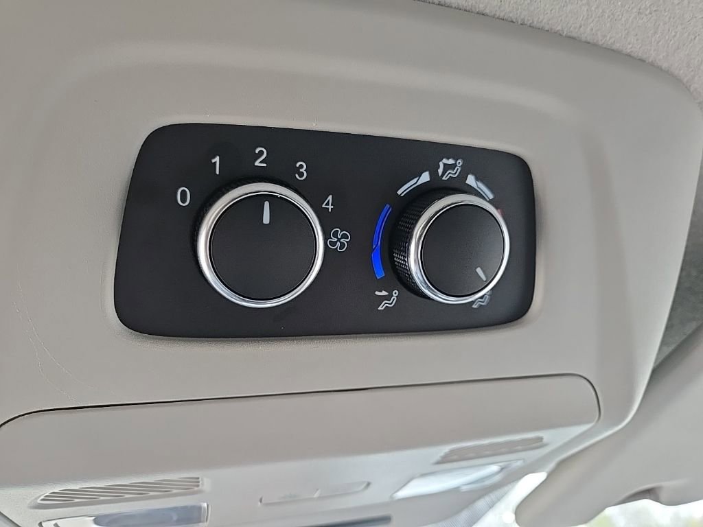 Used 2023 Ford Transit 350 XLT RWD image 60