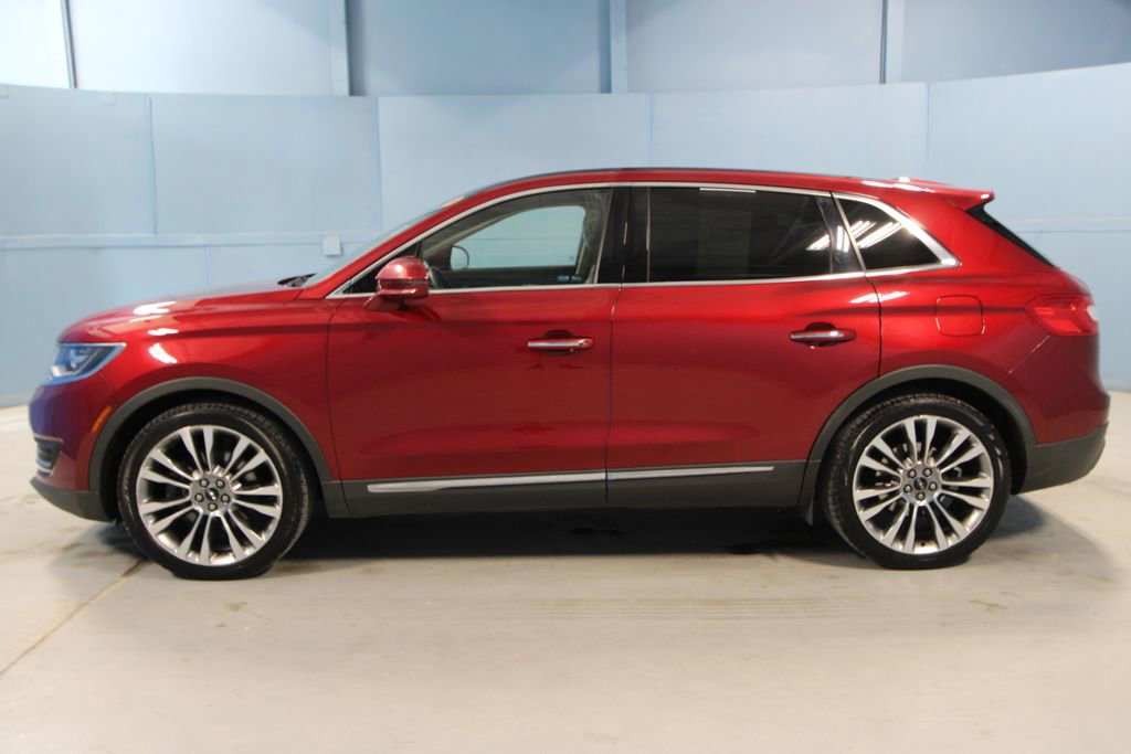 Used 2016 Lincoln MKX Reserve w/ Driver Assistance Package image 30