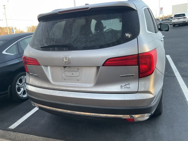 Used 2016 Honda Pilot Touring image 8