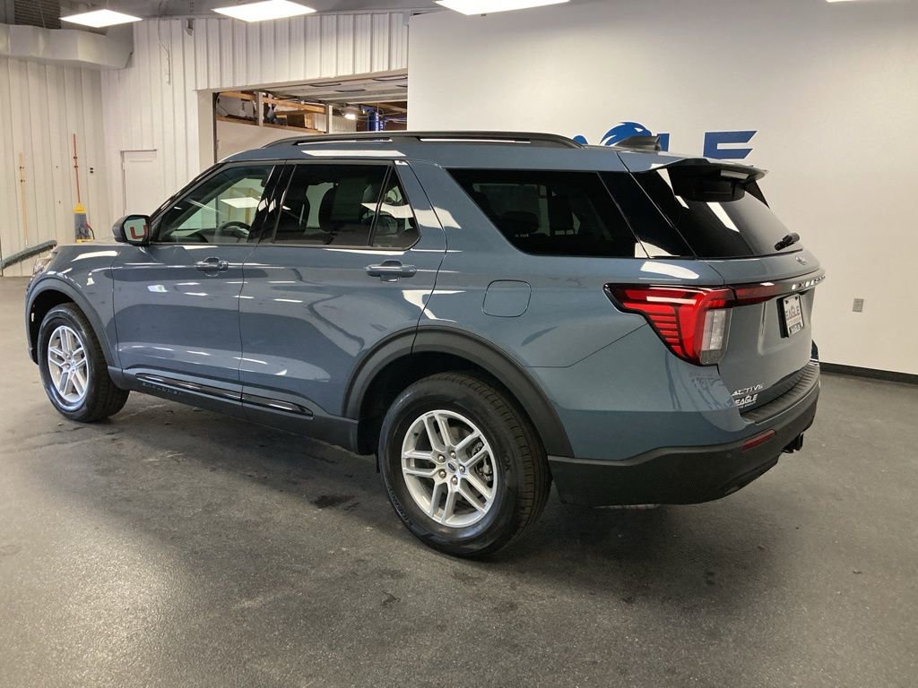 New 2026 Ford Explorer Active AWD/4WD image 7
