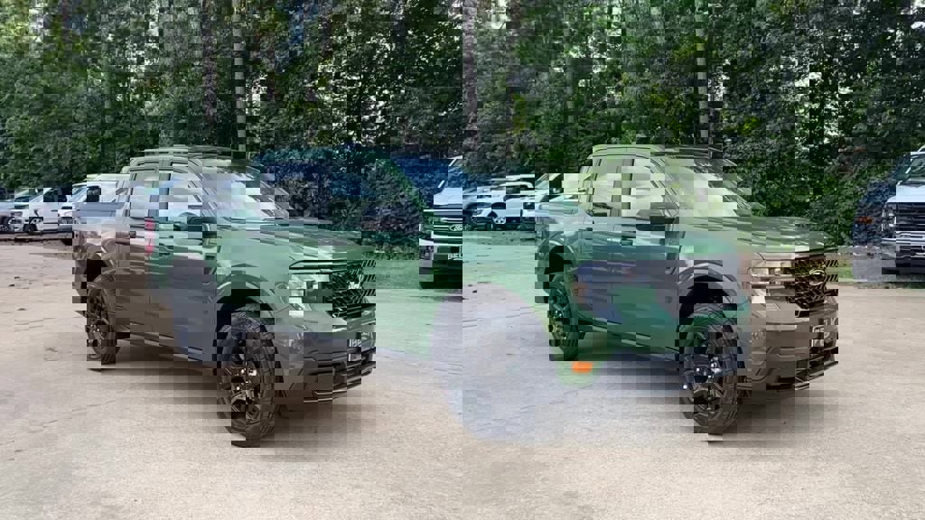 New 2025 Ford Maverick XLT w/ Black Appearance Package image 8