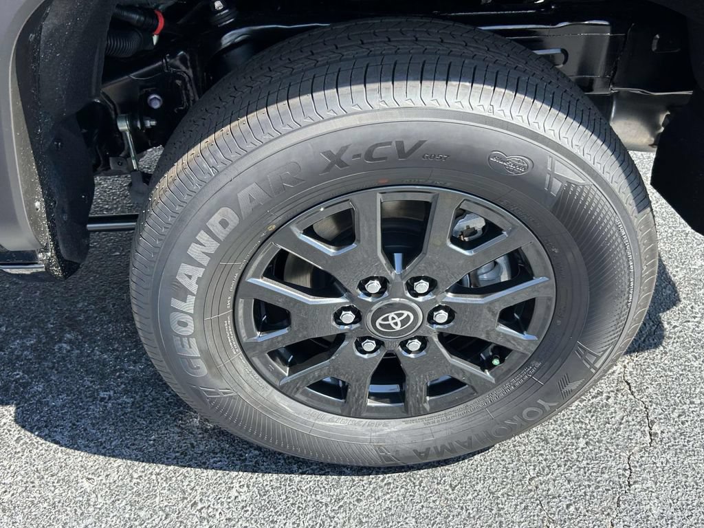 New 2026 Toyota 4Runner SR5 RWD image 9