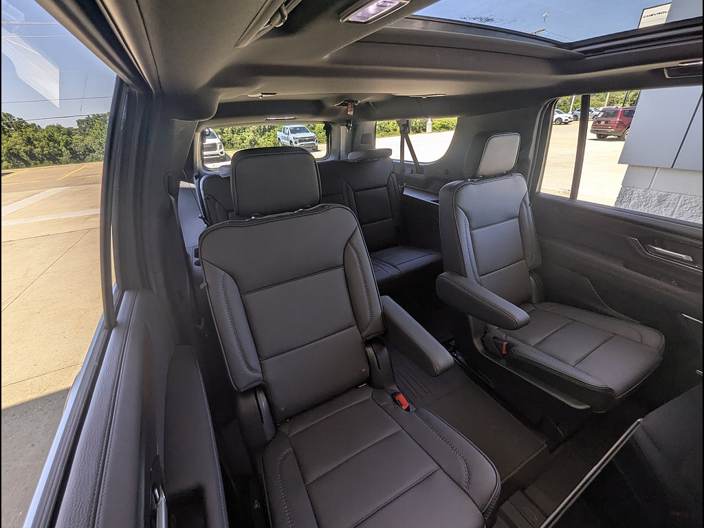 New 2026 GMC Yukon Denali w/ Advanced Technology Package AWD/4WD image 16