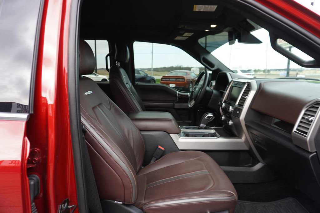 Used 2015 Ford F150 Platinum w/ Equipment Group 701A Luxury image 8