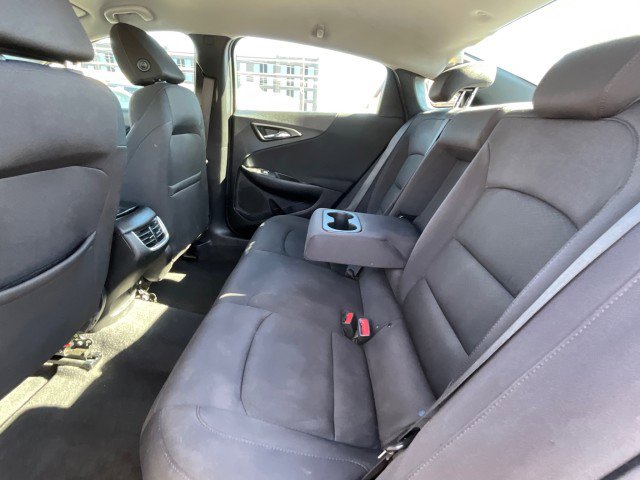 Used 2021 Chevrolet Malibu LT image 25