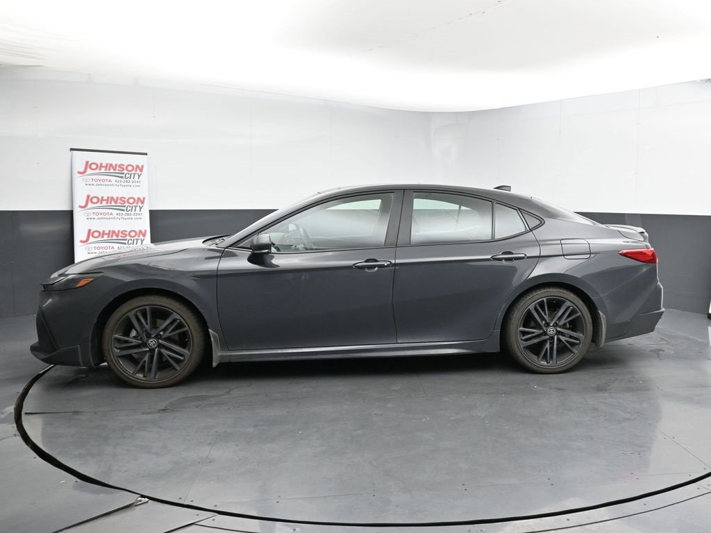 Used 2025 Toyota Camry XSE image 5