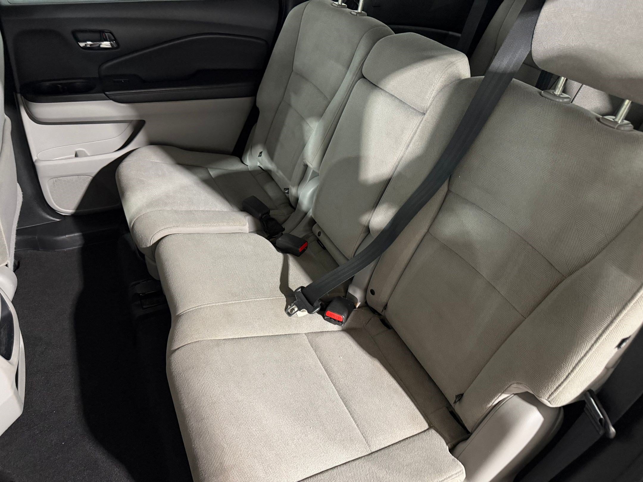 Used 2020 Honda Pilot LX image 22