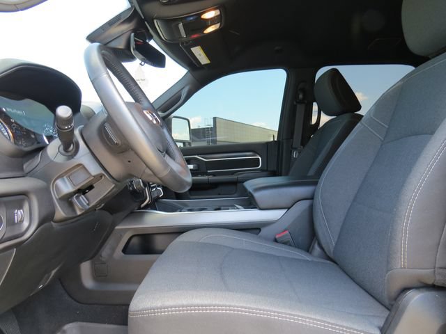 Used 2024 RAM 2500 Big Horn w/ Night Edition AWD/4WD image 13
