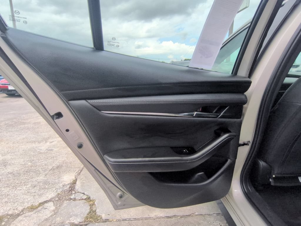 Used 2025 MAZDA MAZDA3 s FWD image 26