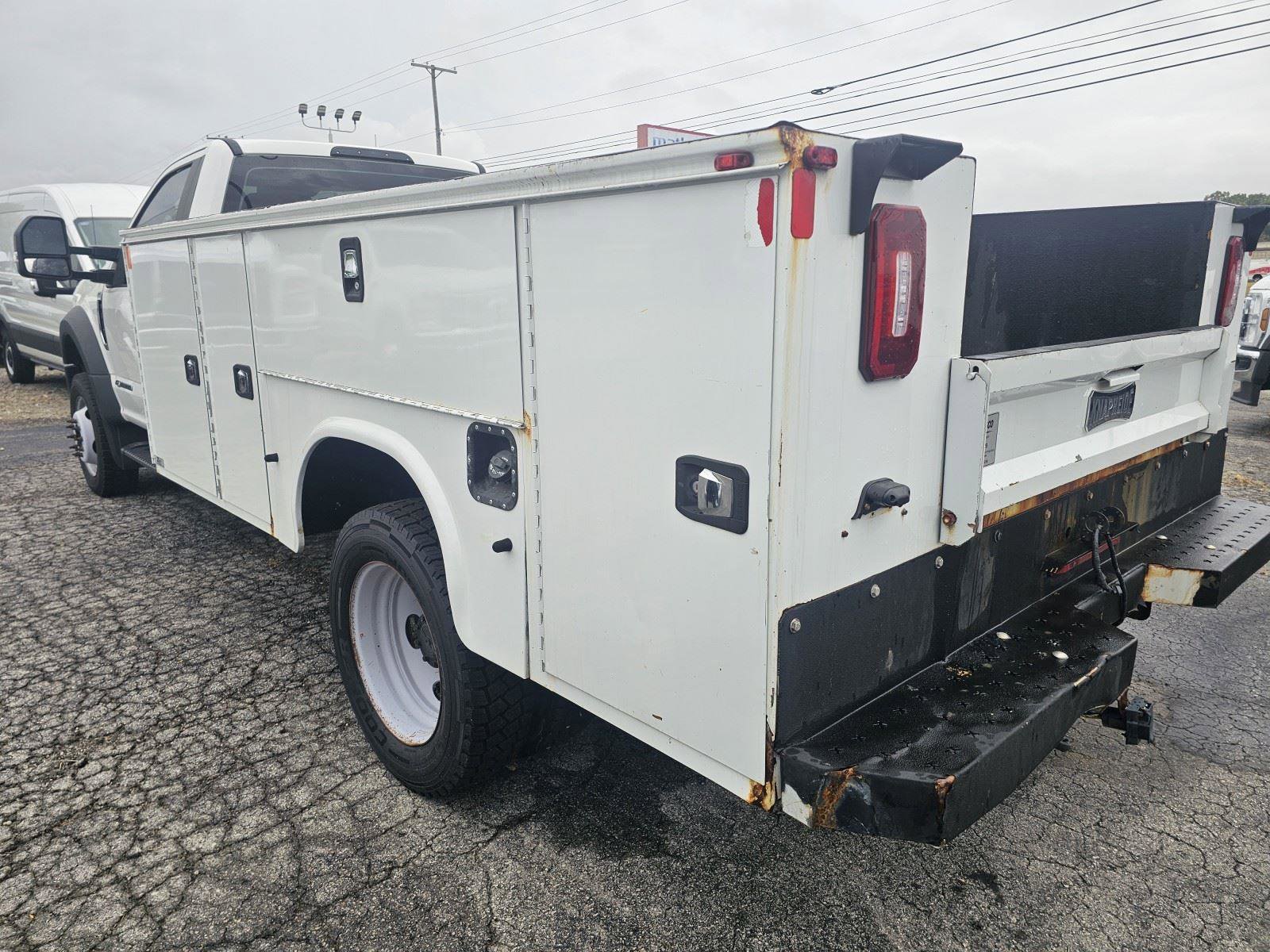 Used 2019 Ford F550 4x4 Regular Cab Super Duty image 3