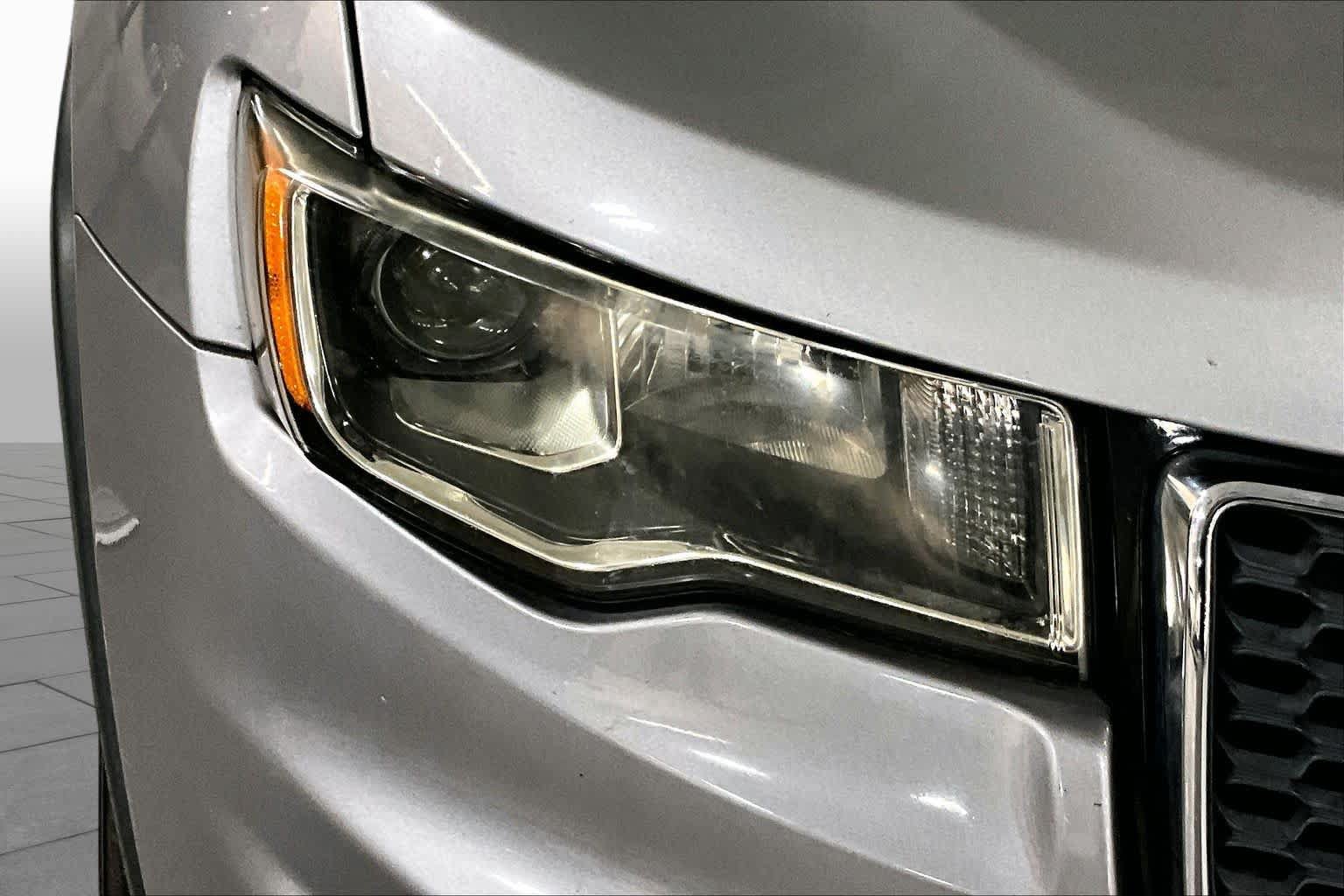Used 2017 Jeep Grand Cherokee Limited RWD image 30