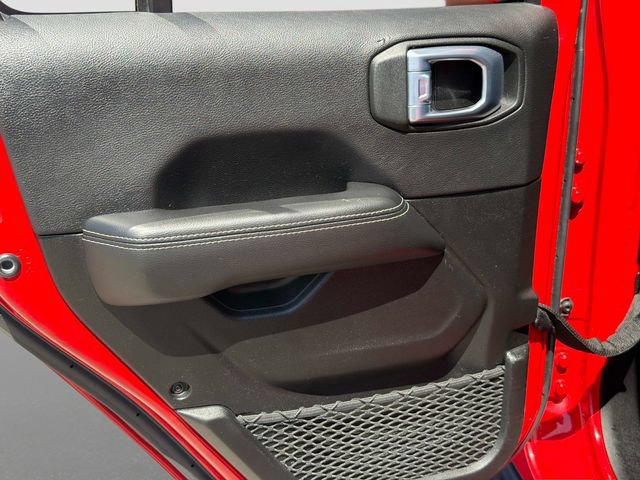 Used 2021 Jeep Wrangler Unlimited Sahara w/ Uconnect 4C Nav & Sound Group AWD/4WD image 13
