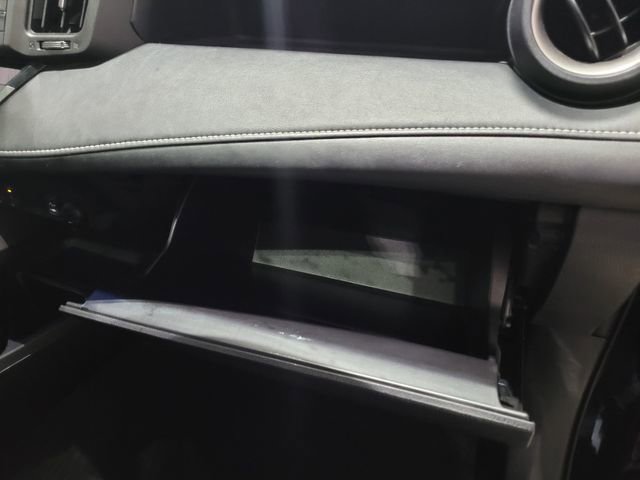 Used 2017 Toyota RAV4 Limited w/ Advanced Technology Package image 60