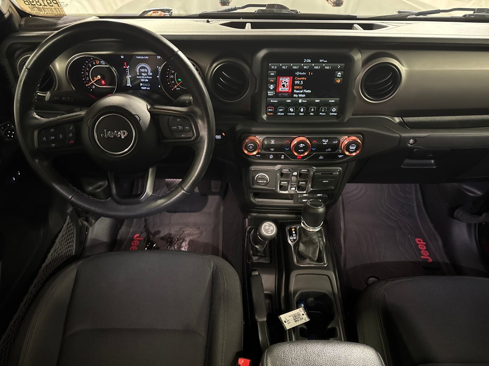 Used 2021 Jeep Gladiator Willys image 4