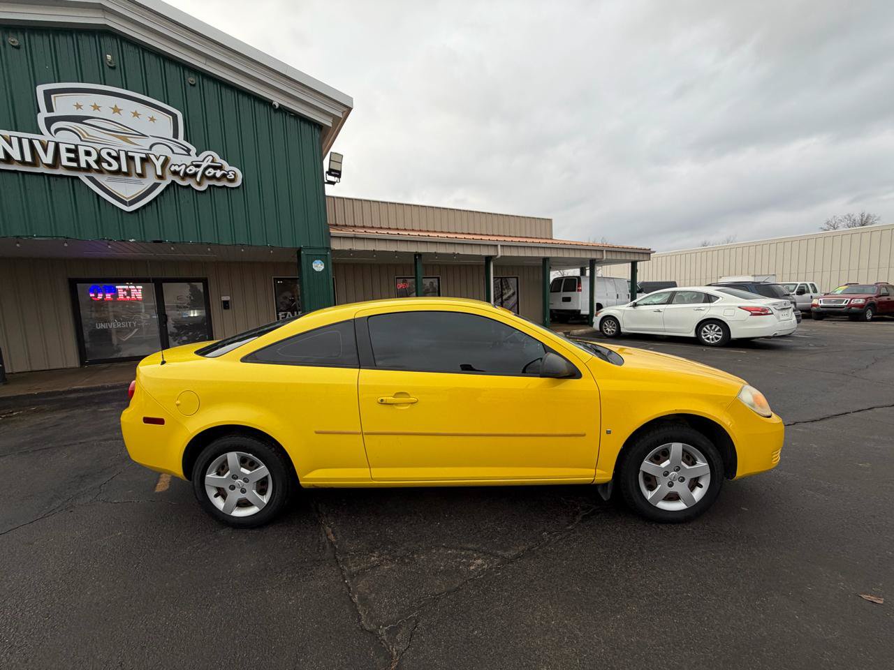 Used 2007 Chevrolet Cobalt LS w/ Protection Package FWD image 2