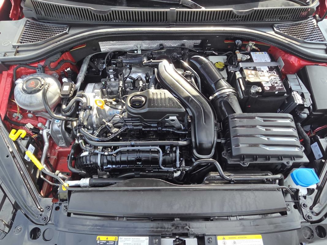 Used 2024 Volkswagen Jetta SE FWD image 29