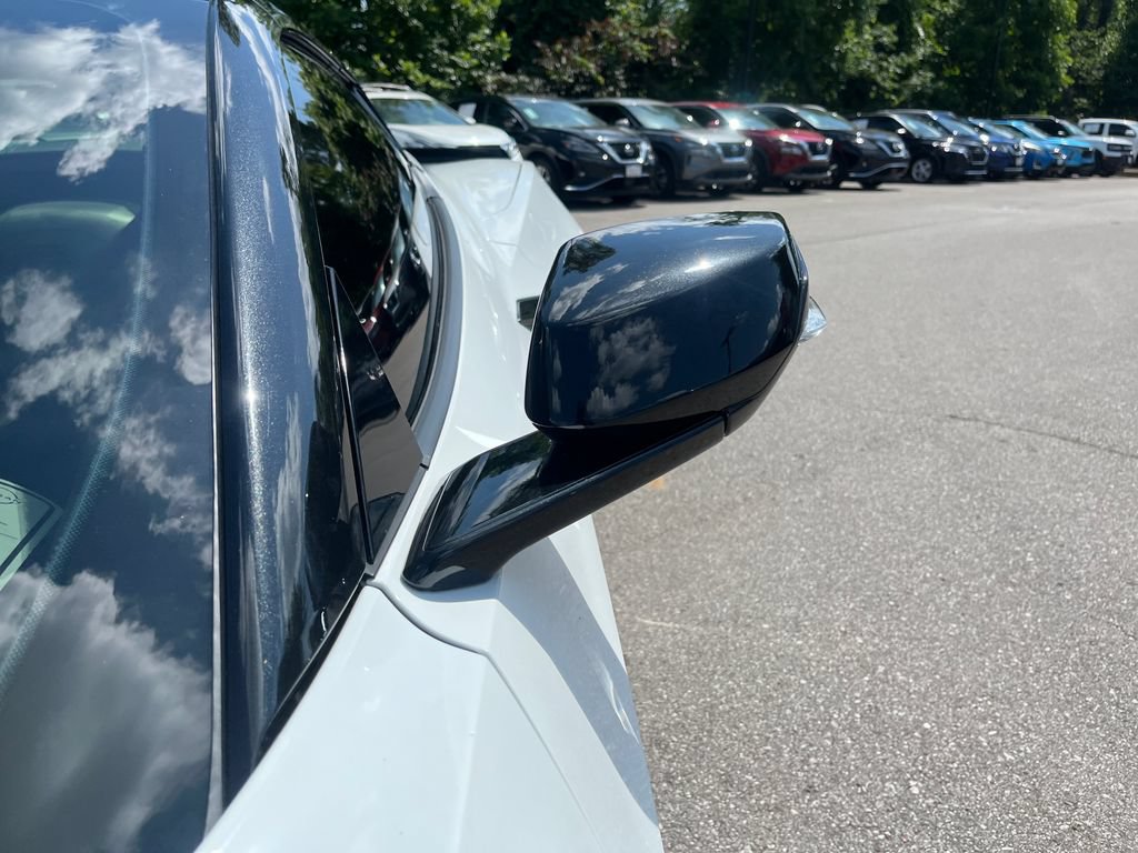 Used 2024 Chevrolet Corvette Z06 RWD image 34
