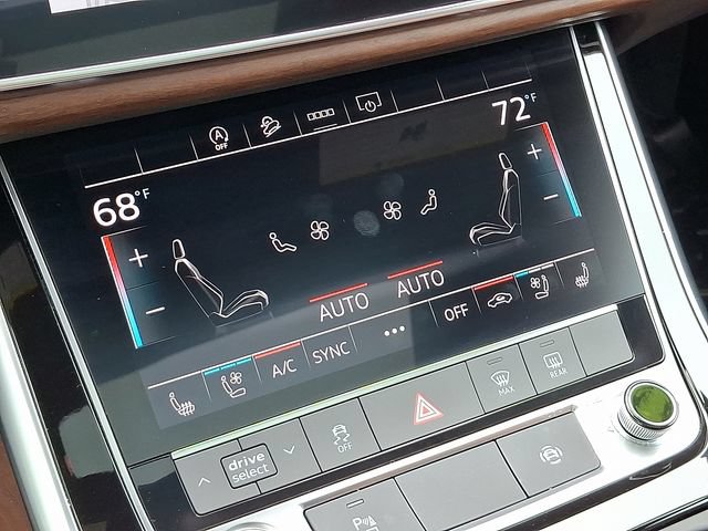 Used 2025 Audi Q8 Premium Plus AWD/4WD image 16