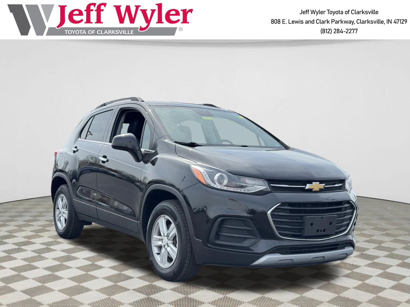 Used 2019 Chevrolet Trax LT w/ LT Convenience Package image 1
