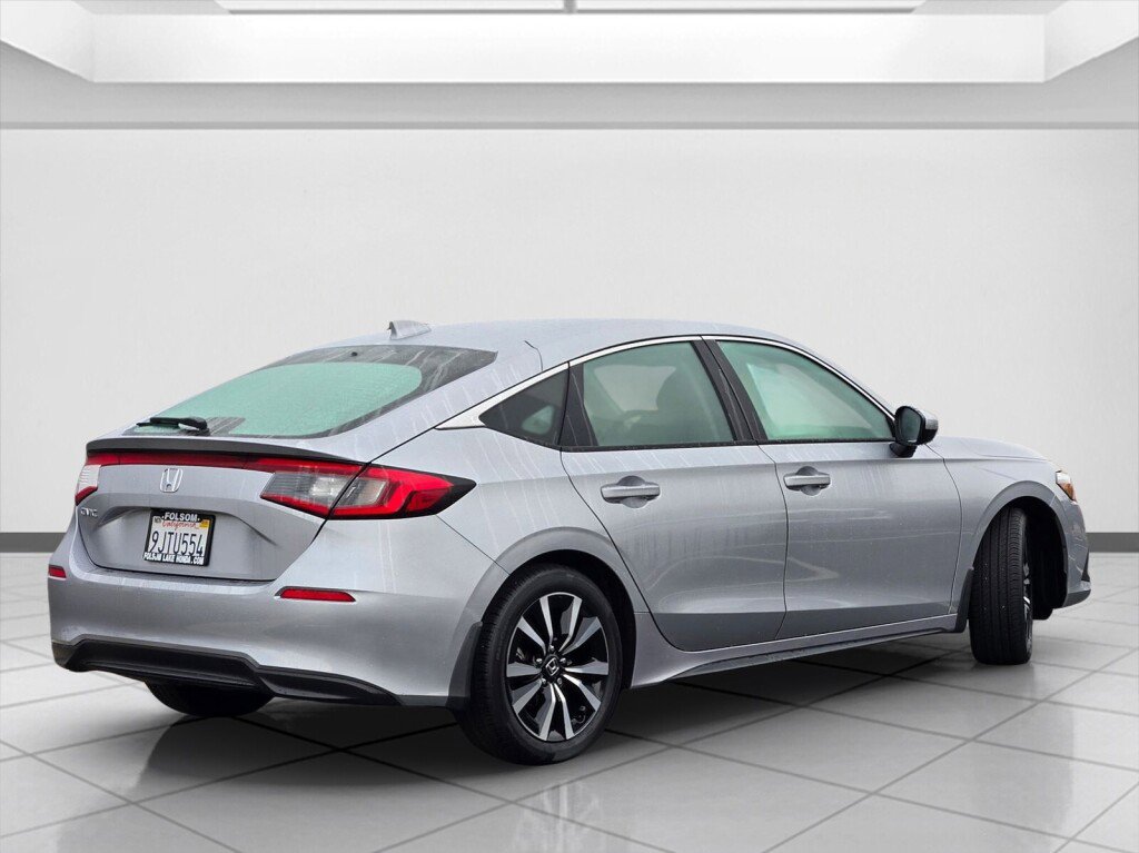 Certified 2024 Honda Civic EX-L image 5