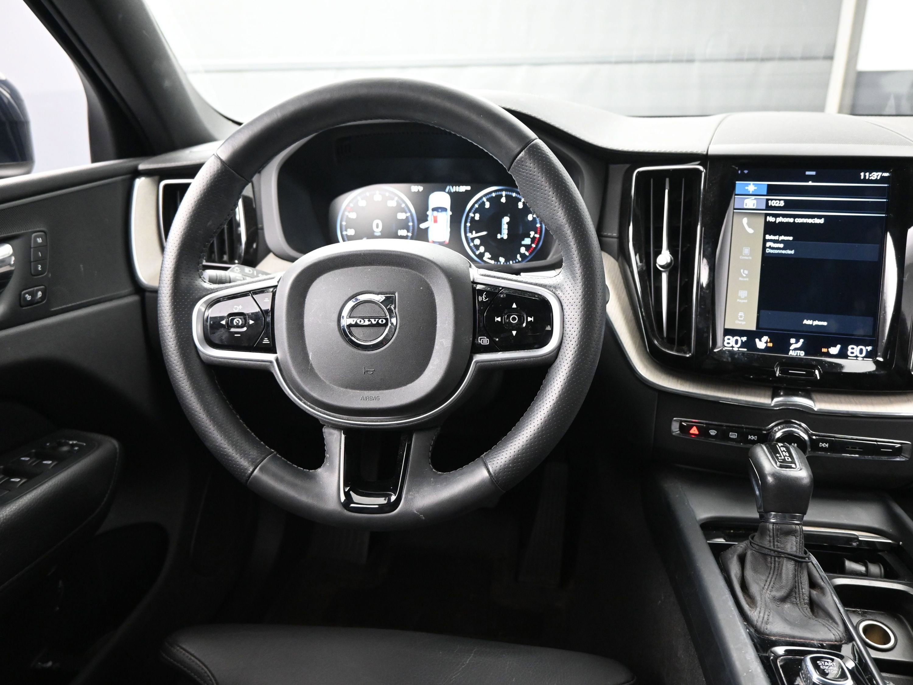 Used 2018 Volvo XC60 T5 Inscription w/ Convenience Package image 13