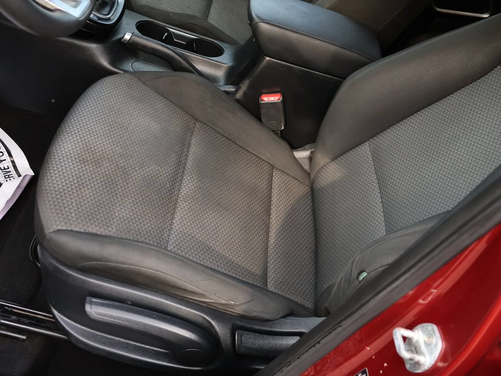 Certified 2021 Kia Soul LX FWD image 23