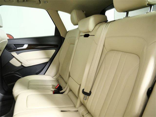 Used 2018 Audi Q5 2.0T Premium Plus w/ Premium Plus Package image 15
