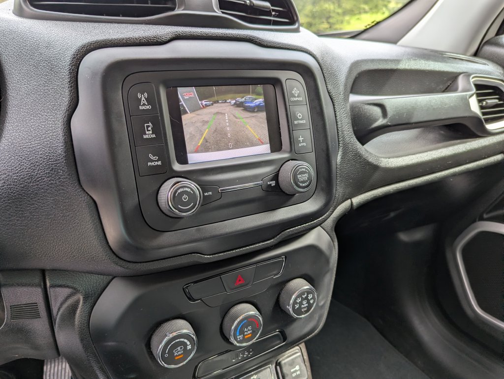 Used 2019 Jeep Renegade Sport w/ Sport Appearance Group AWD/4WD image 11