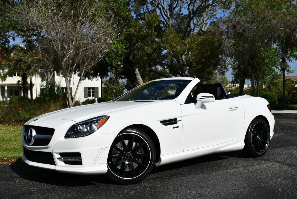 Used 2015 Mercedes-Benz SLK 350 image 22