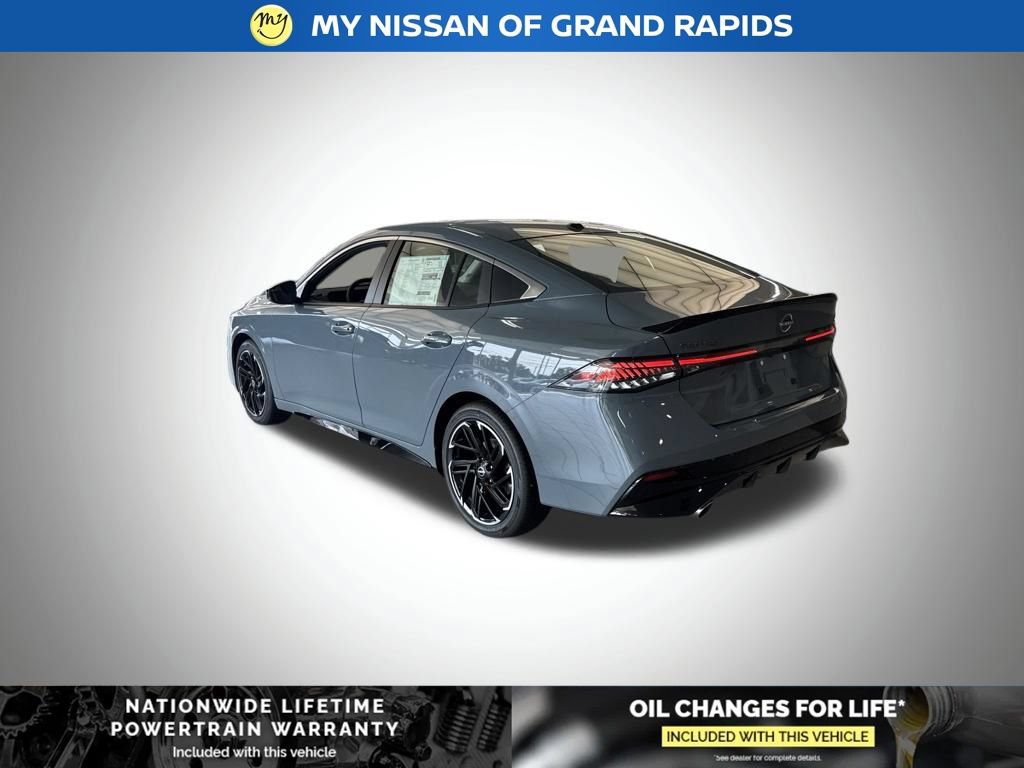 New 2026 Nissan Sentra SR w/ Floor Mat Package FWD video 3