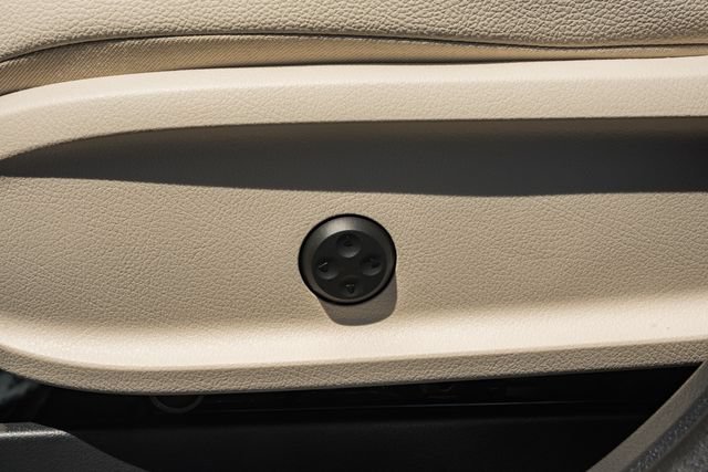 New 2026 Mercedes-Benz GLB 250 4MATIC image 37