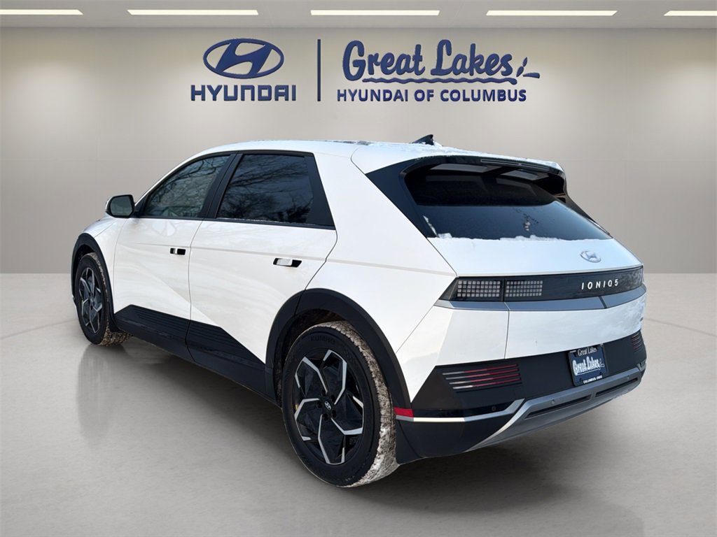 Used 2023 Hyundai Ioniq 5 SEL image 3