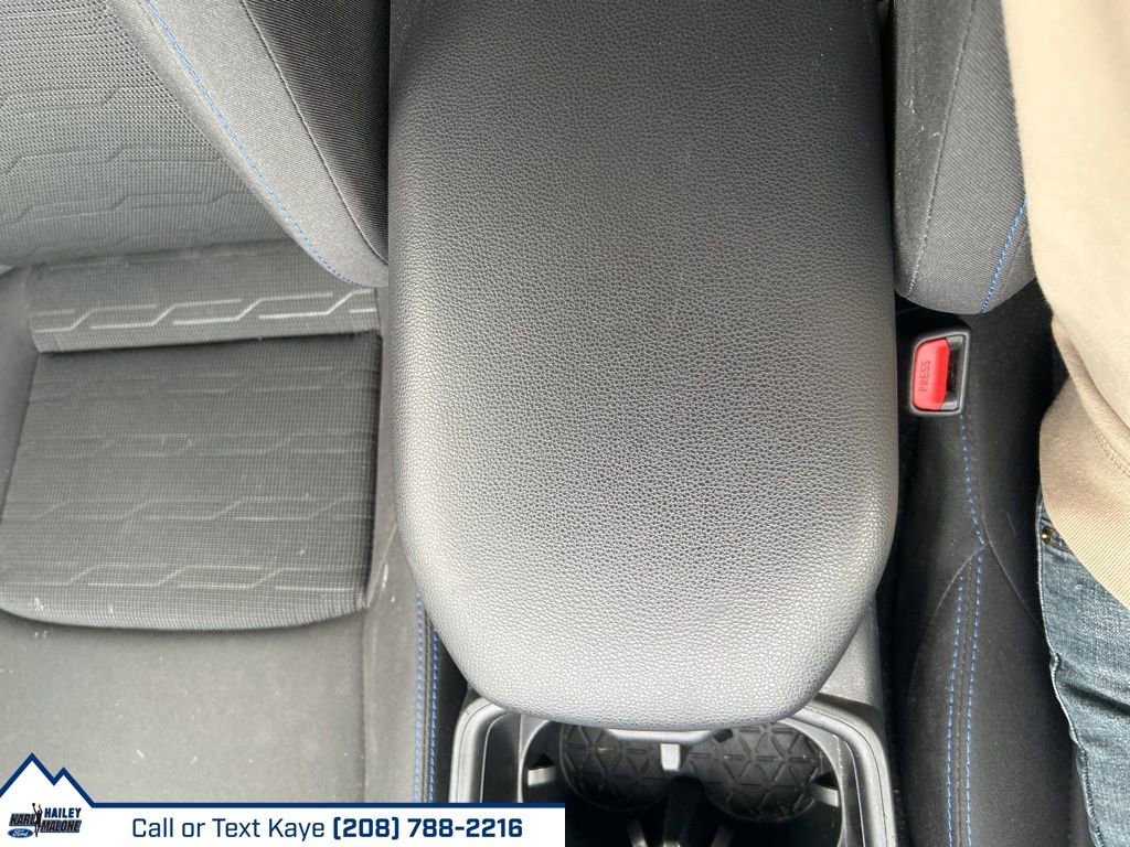 Used 2023 Toyota RAV4 SE w/ Convenience Package image 30