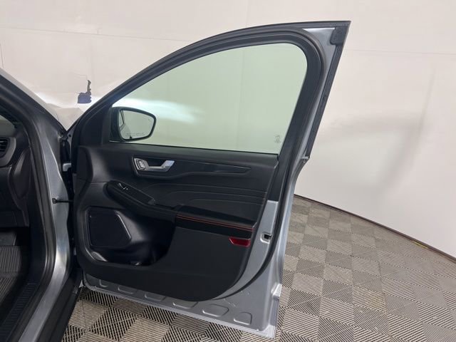 Used 2024 Ford Escape ST-Line w/ Tech Pack #1 image 26