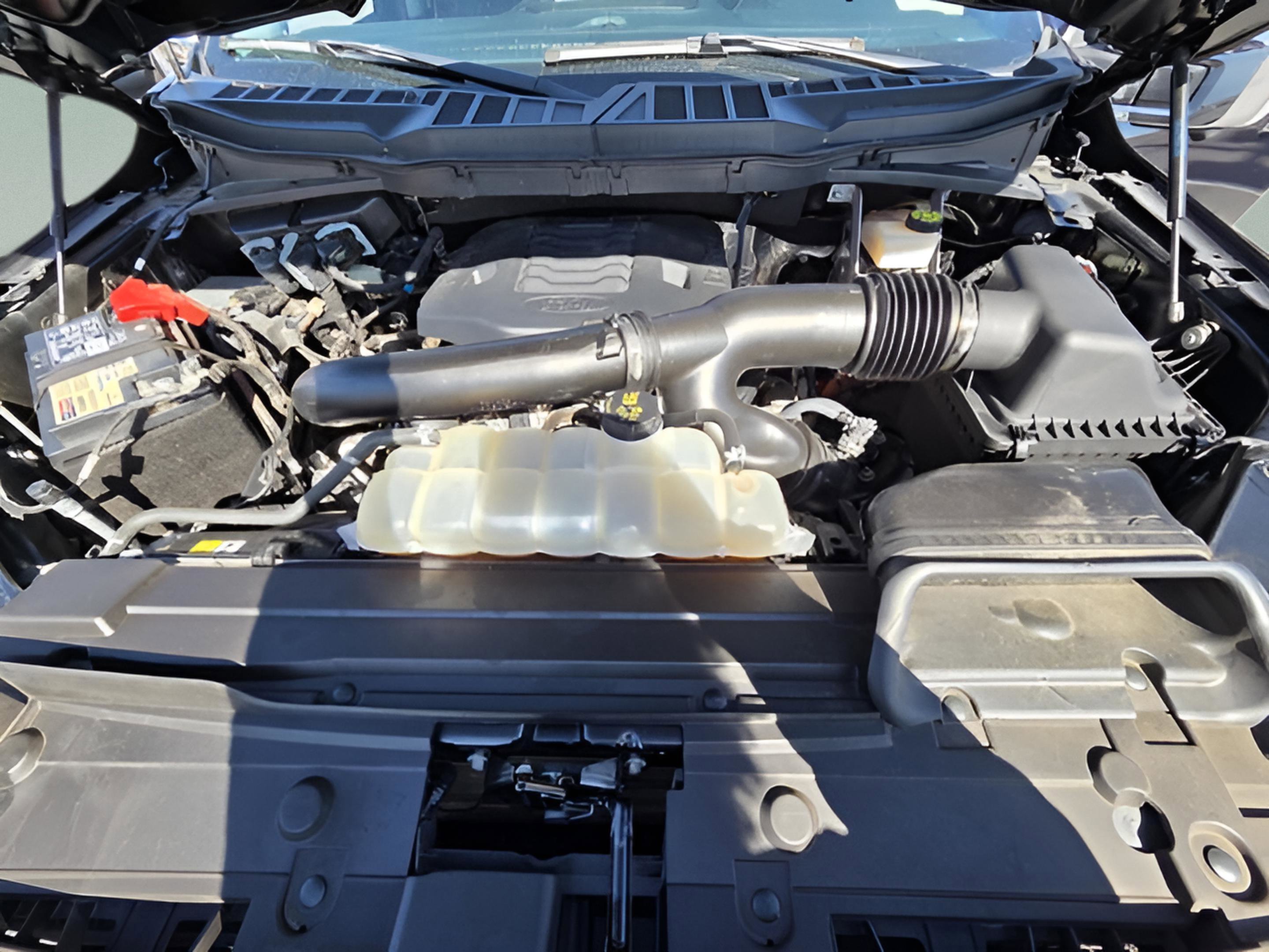 Used 2023 Ford F150 Lariat w/ Equipment Group 502A High image 28