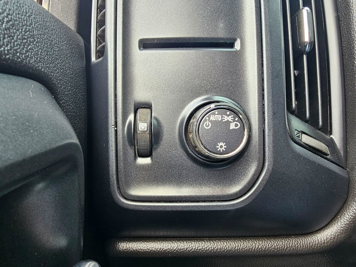 Used 2017 Chevrolet Silverado 1500 W/T w/ Trailering Package image 36