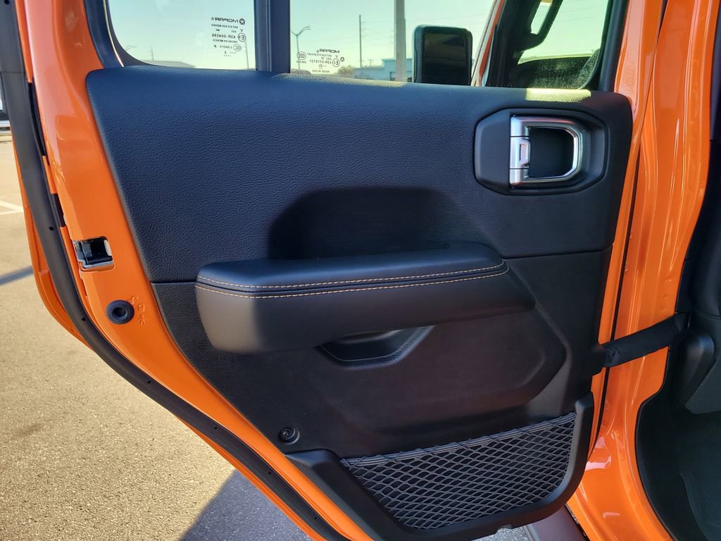 Certified 2025 Jeep Wrangler Rubicon 392 image 9