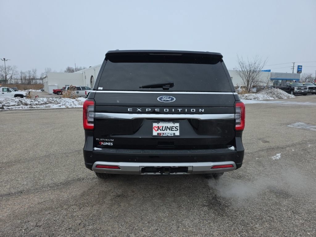 Used 2024 Ford Expedition Platinum image 8