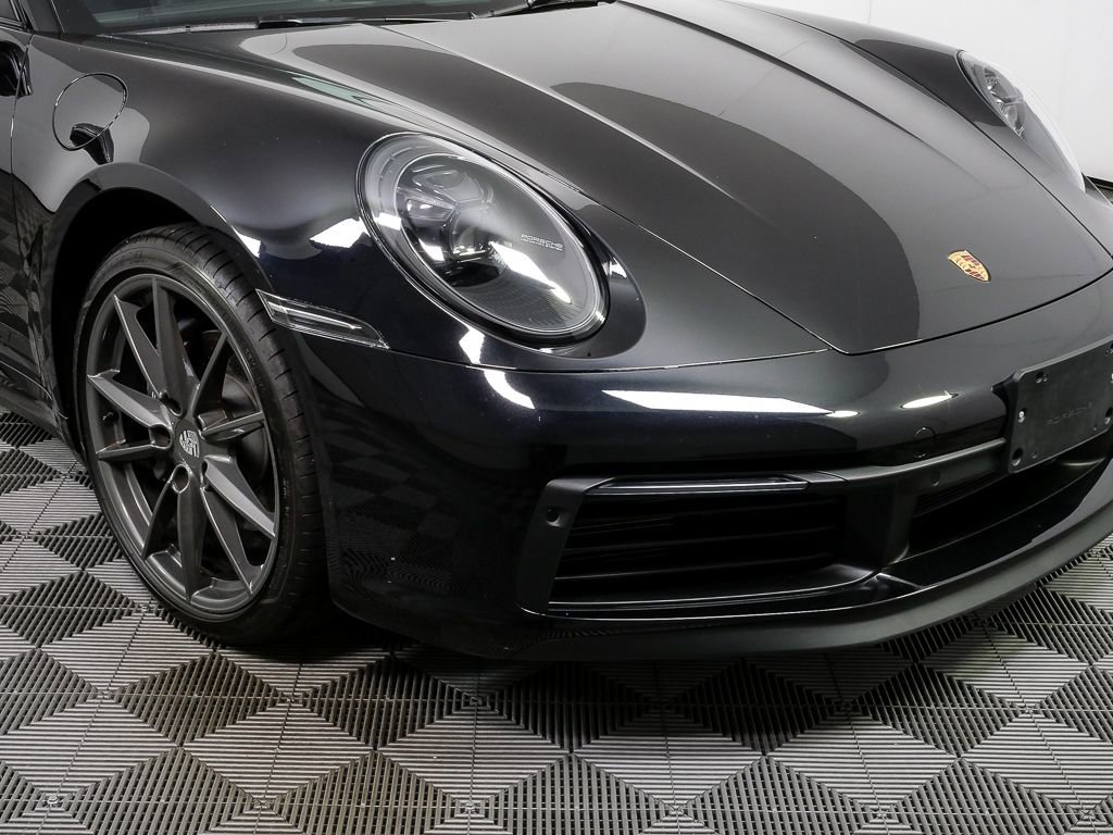 Used 2024 Porsche 911 Carrera T RWD image 36