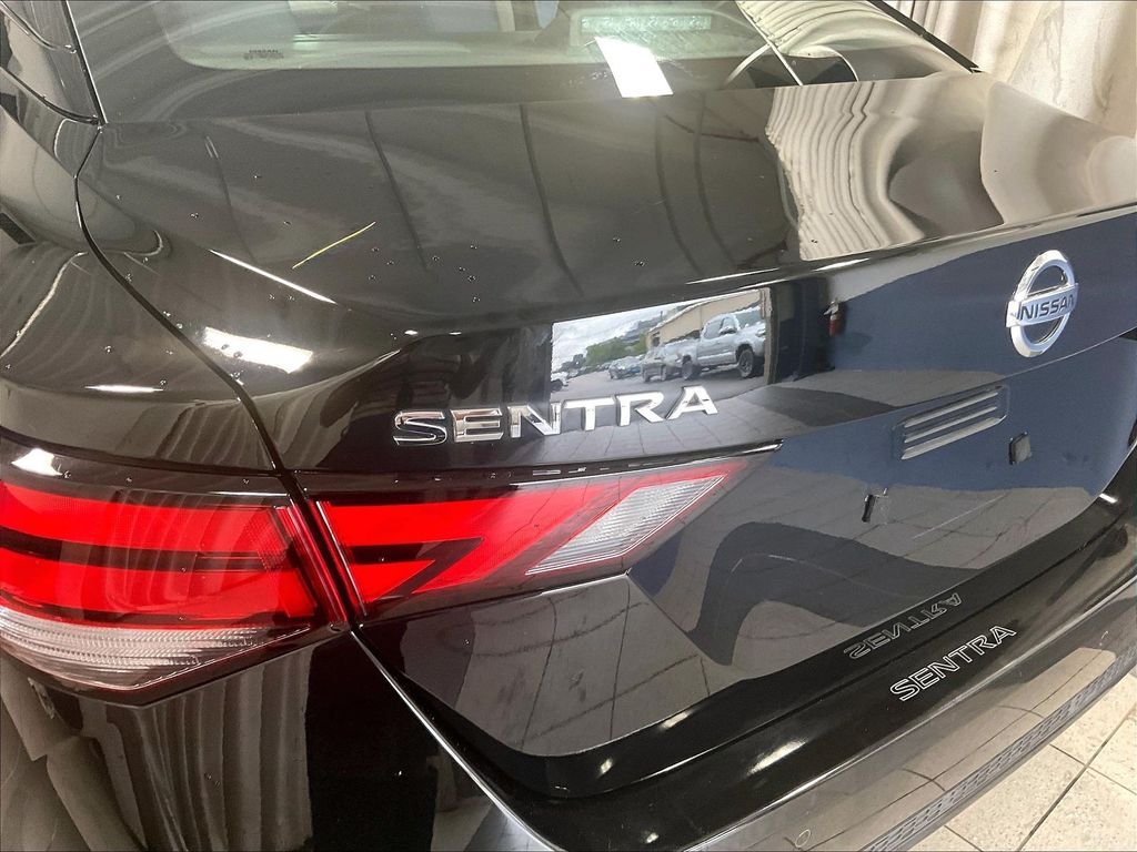 Used 2020 Nissan Sentra S w/ Lighting Package FWD image 28