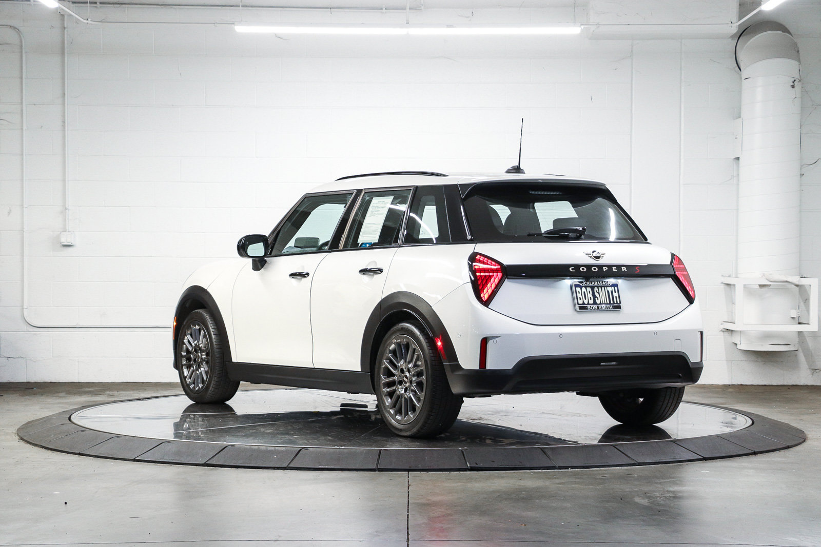 Used 2026 MINI Cooper S FWD image 4