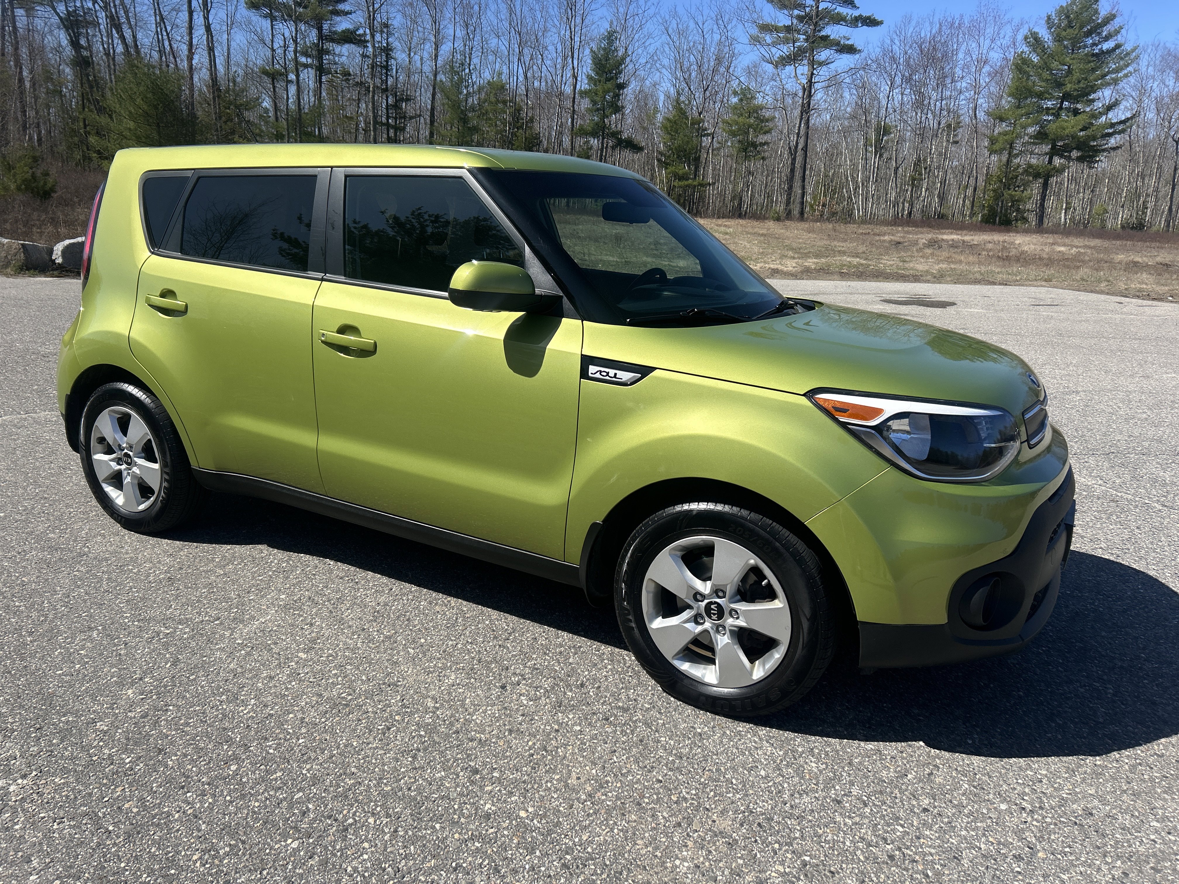 Used 2017 Kia Soul FWD image 2
