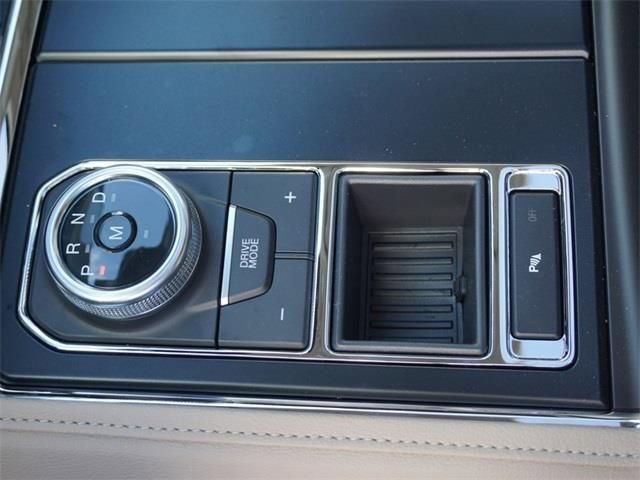 New 2024 Ford Expedition Max XLT image 24