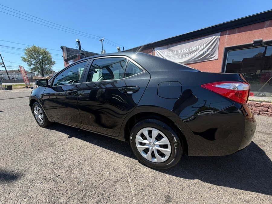 Used 2015 Toyota Corolla FWD image 3