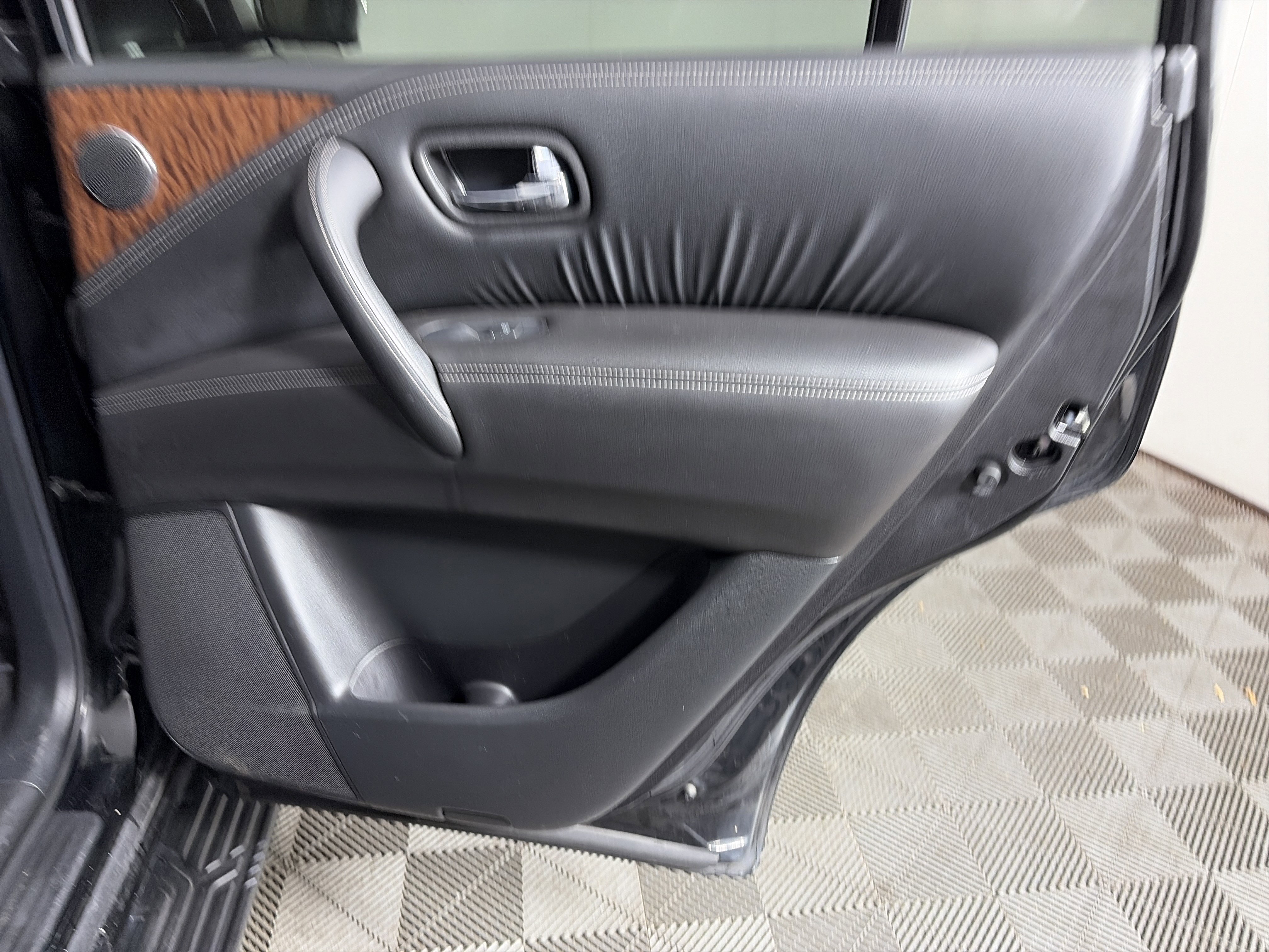 Used 2019 Nissan Armada SL w/ Premium Package image 42