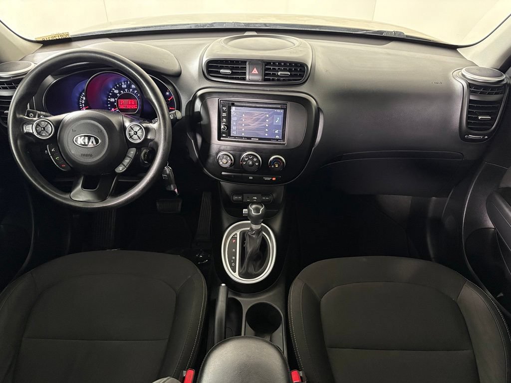 Used 2016 Kia Soul FWD image 30
